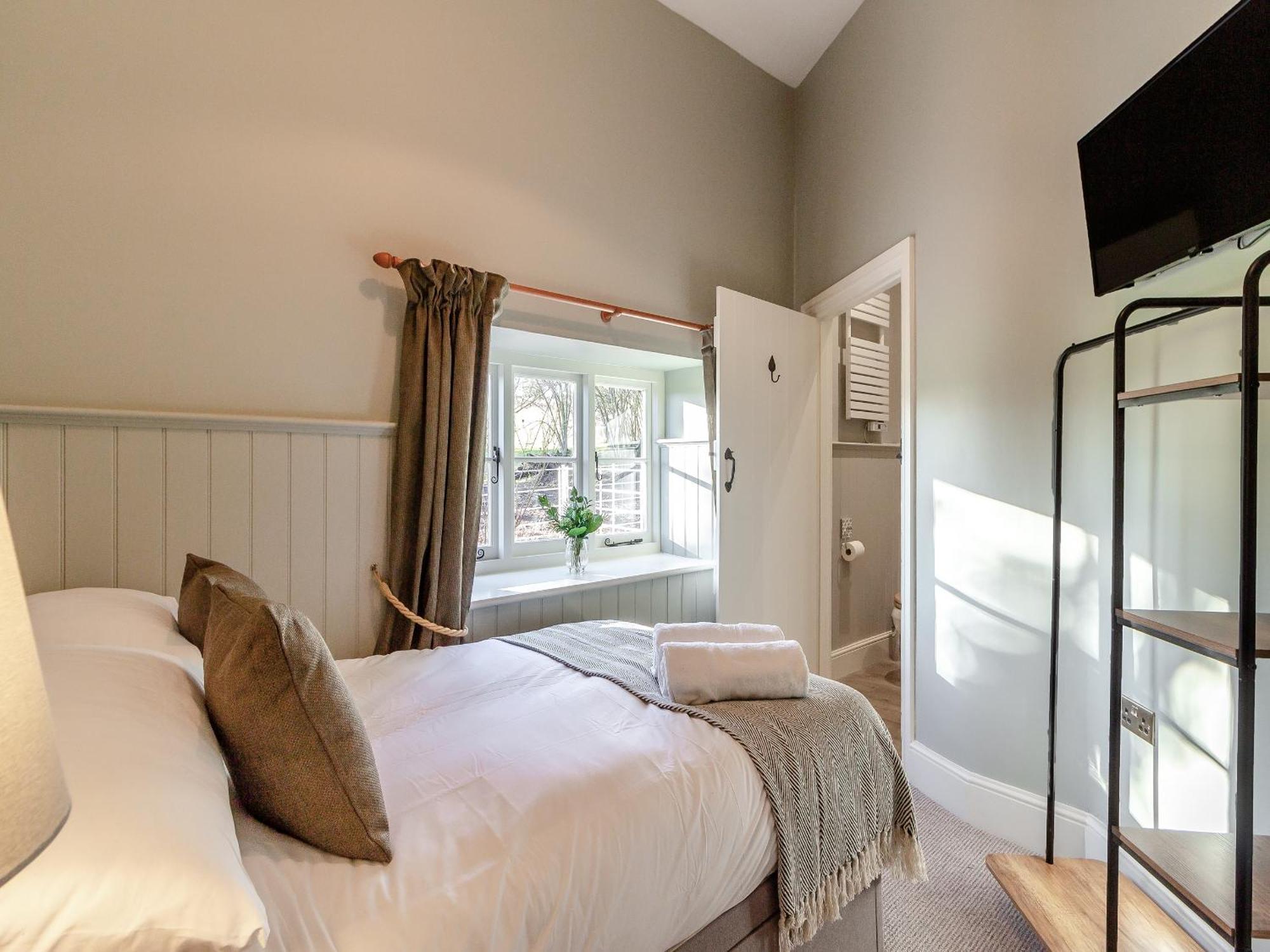 The Lodge Wonastow 外观 照片