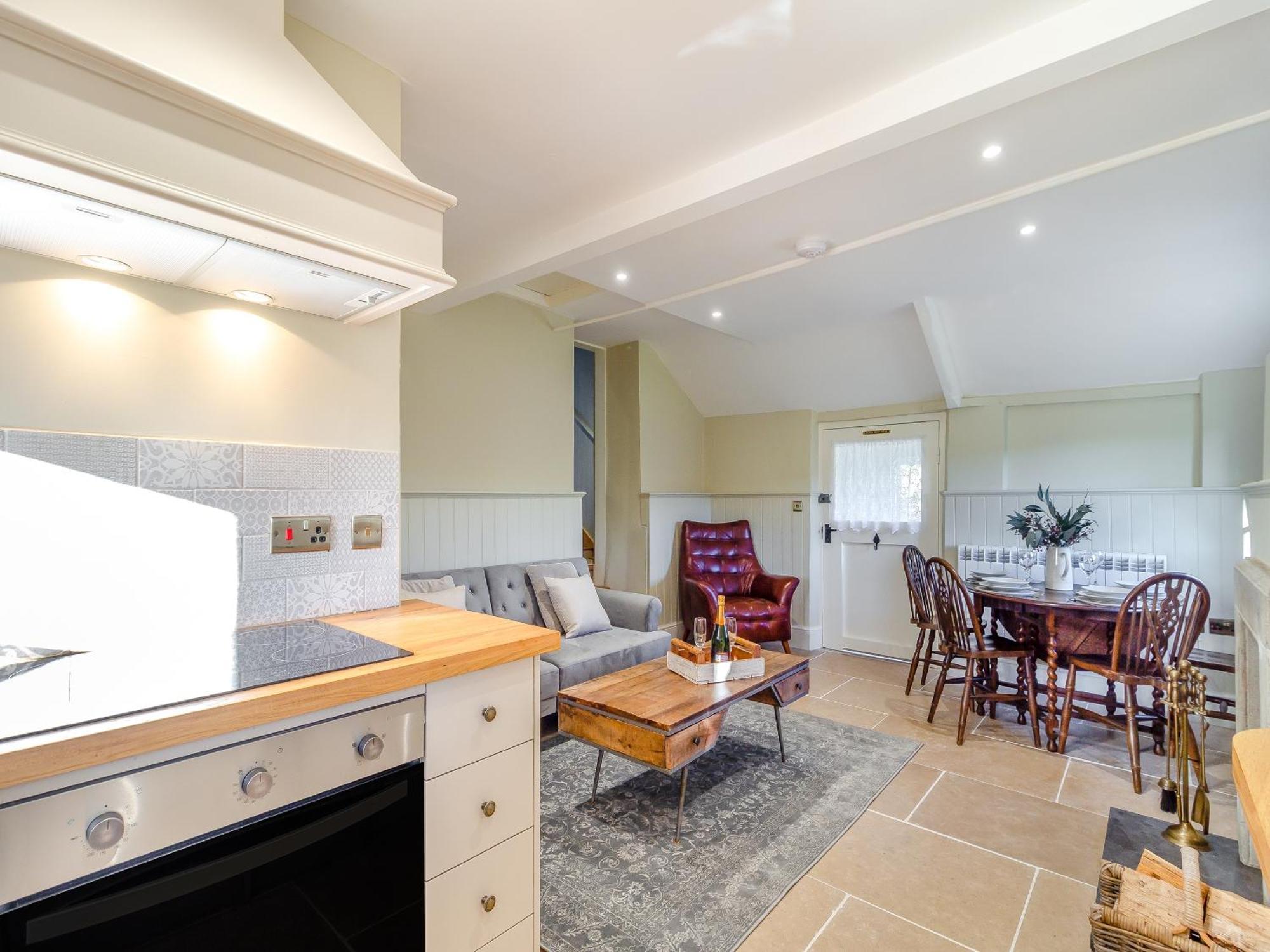 The Lodge Wonastow 外观 照片