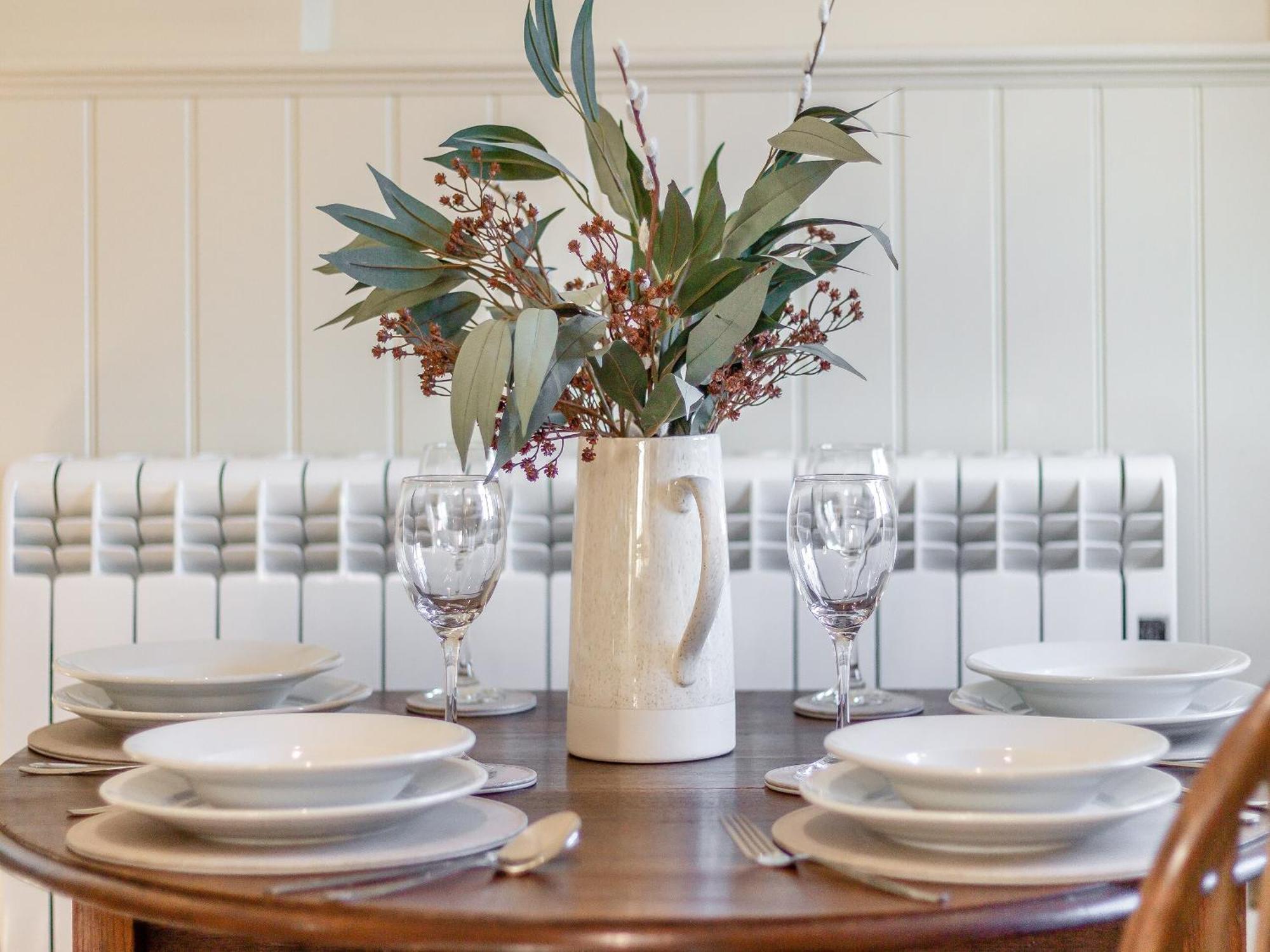 The Lodge Wonastow 外观 照片